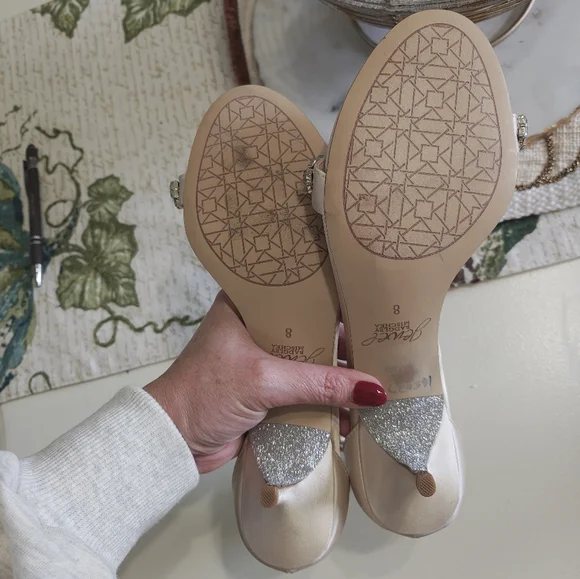 Jewel Badgley Mischka Dash Ankle Strap Kitten Heel NWOT - Picture 6 of 8